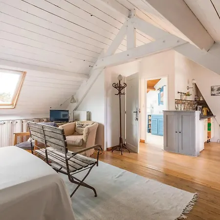 Grande Equipee Dans Maison Bauloise Proche Kitch Sde Wc Lit 160 Homestay *