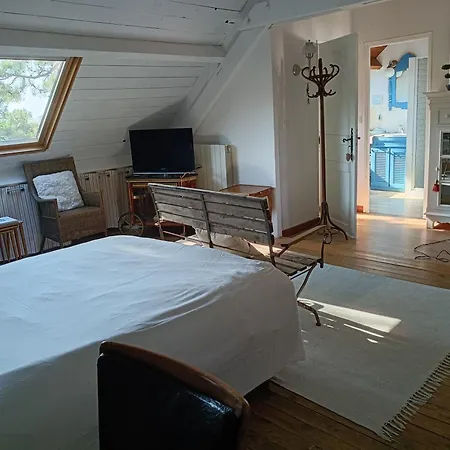 Grande Equipee Dans Maison Bauloise Proche Kitch Sde Wc Lit 160 Privat bolig *